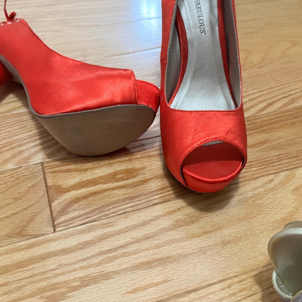 Delicious Women's Red Peep Toe Heels